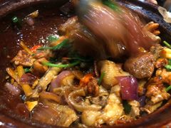 -胡须佬鸡煲四季火锅(海雅缤纷城店)