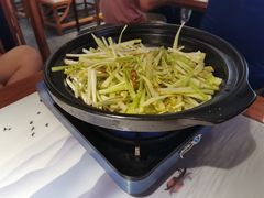 -松沪名灶·豆浆鱼头·新上海菜(飞航吾悦广场店)