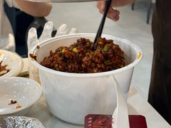 -凤凰路何眼镜香辣蟹(花果园店)