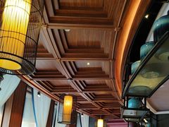 -八府香鸭·啫啫煲(华山路店)