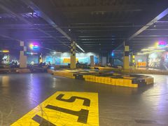 -极限PLAY运动娱乐新世界·团建派对潮玩休闲馆·室内蹦极高空游乐园
