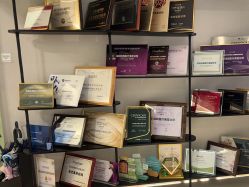 -佳颜轻医美·美学抗衰中心