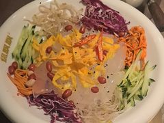 大拉皮-锅飘飘·东北铁锅炖(雨花客厅店)