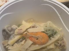 -三人行骨头王火锅(长寿店)