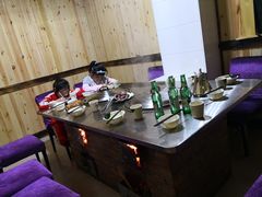 -粘豆包柴火铁锅炖