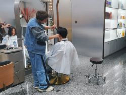 -Tloml salon
