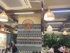 -云阿蛮云南生烫牛肉米线(奉贤路店)