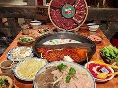 -周小明火锅(黑金冠社区店)