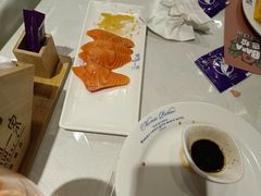 -四海一家自助餐(益田假日广场店)