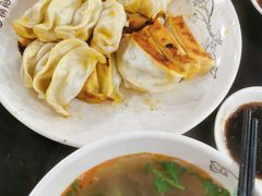 -回回锅贴(小河沿店)