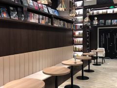 -钟书阁(群光广场店)