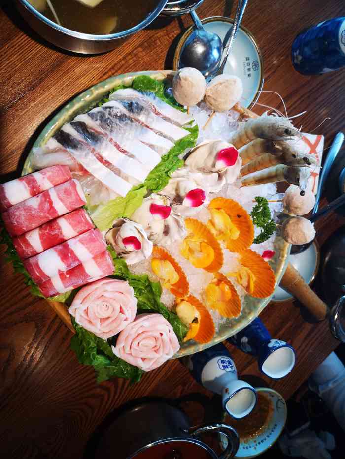 蓝波斯菊鲜汤火锅(日月贝店)