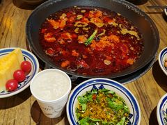 -旧街市鲜货老火锅(大光路店)