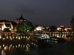 -老西白点心店
