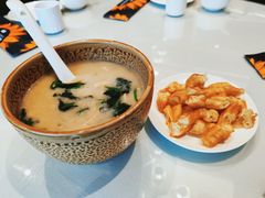 -闫府私房菜(经四路万达店)
