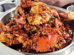 -凤凰路何眼镜香辣蟹(花果园店)
