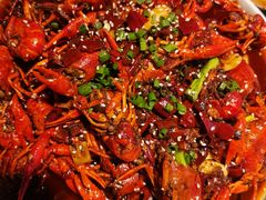 -冰冰龙虾·江湖菜·花园江景餐厅