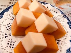 -广信牛奶甜品世家(台东店)