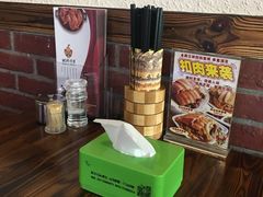 -猪脚将军(花园路店)