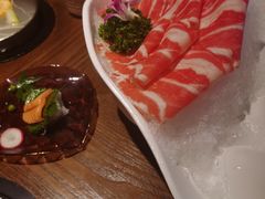 -泓炙颐凤鲜海鲜火锅料理(桐乡店)