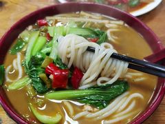 -牛八宝桂林米粉(八里庄店)