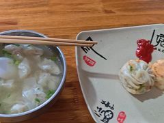 -依云煎包店