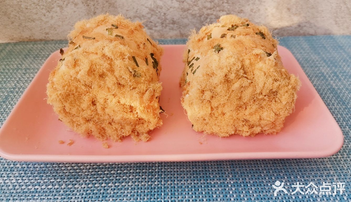 香葱肉松蛋糕卷