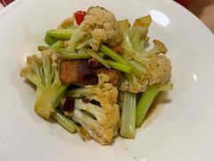 -梅龙镇酒家(南京西路总店)