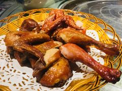 吊烧乳鸽-贺庄·活鱼馆(珠吉路店)