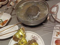 -黑金·寻焰自助百汇·烤肉·火锅(中街店)
