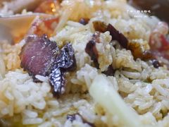 腊味煲仔饭-日添美食馆