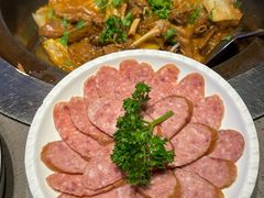 -山河屯铁锅炖·非遗东北菜(南山店)