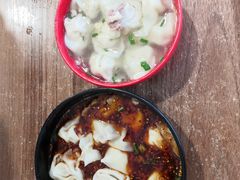 -继红顺河抄手名小吃