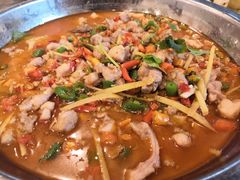 自贡鲜锅兔-焱焰鲜锅兔·佳味郑氏·自贡特色菜