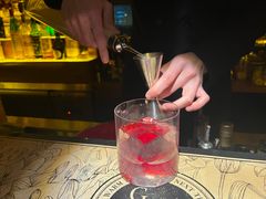 -SU lounge the lake view湖景酒廊