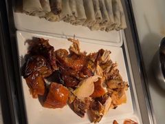 -飨食汇全日制餐厅·昆山皇冠假日酒店(九方店)
