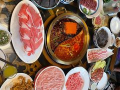 -小天鹅火锅·一线江景洪鼎旗舰店(洪崖洞店)