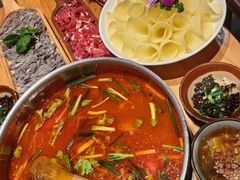 -黔诚多彩火锅(甲秀楼店)