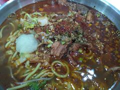 -鹍记特色牛杂面