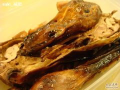 鸭头-新发记港式茶餐厅(黄浦店)
