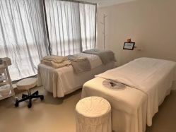 -JNK皮肤管理中心