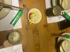 -临界音乐酒馆·小龙虾·江湖菜(华熙LIVE·鱼洞店)