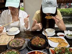 -乐山食古香跷脚牛肉