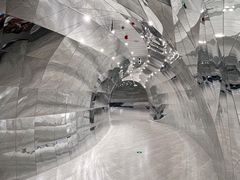 -涨巢·潮玩水疗局