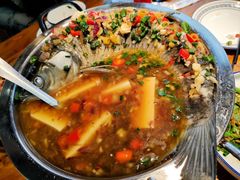 水煮活鱼-吃香喝辣·地道衡东菜(南岳大庙店)