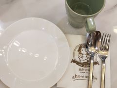 -丽莎沙拉轻食餐厅(国贸店)