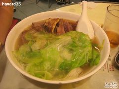 牛腩面-源记烧味粉面茶餐厅(堪富利士道店)