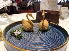 鲍鱼天鹅酥-白天鹅宾馆-宏图府餐厅