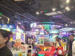 -卡通尼乐园(景枫中心店)
