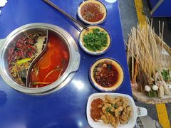 -马路边边火锅串串(观前街店)